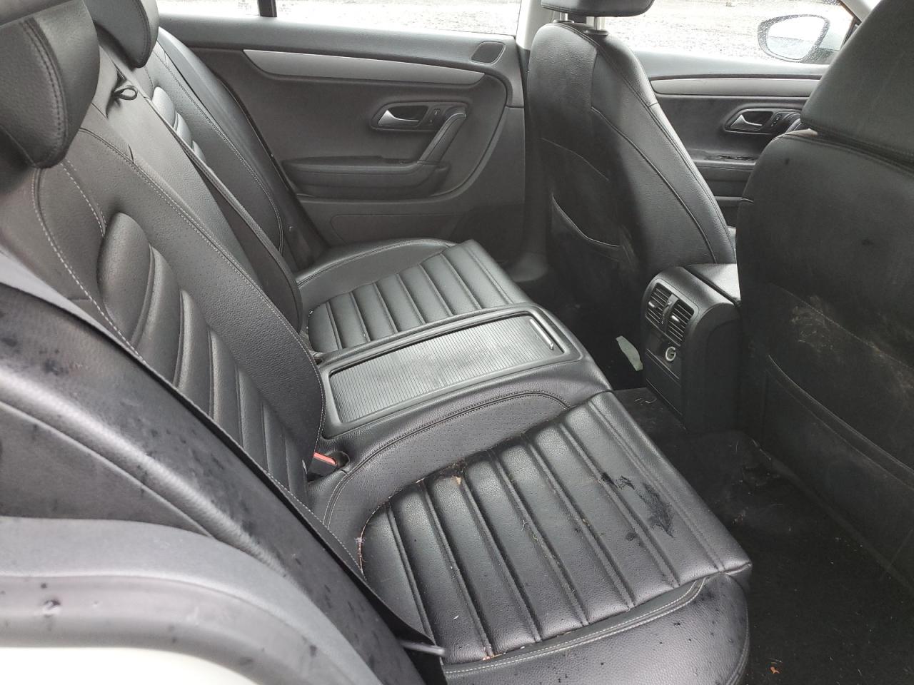2009 Volkswagen Passat CC - Image 10