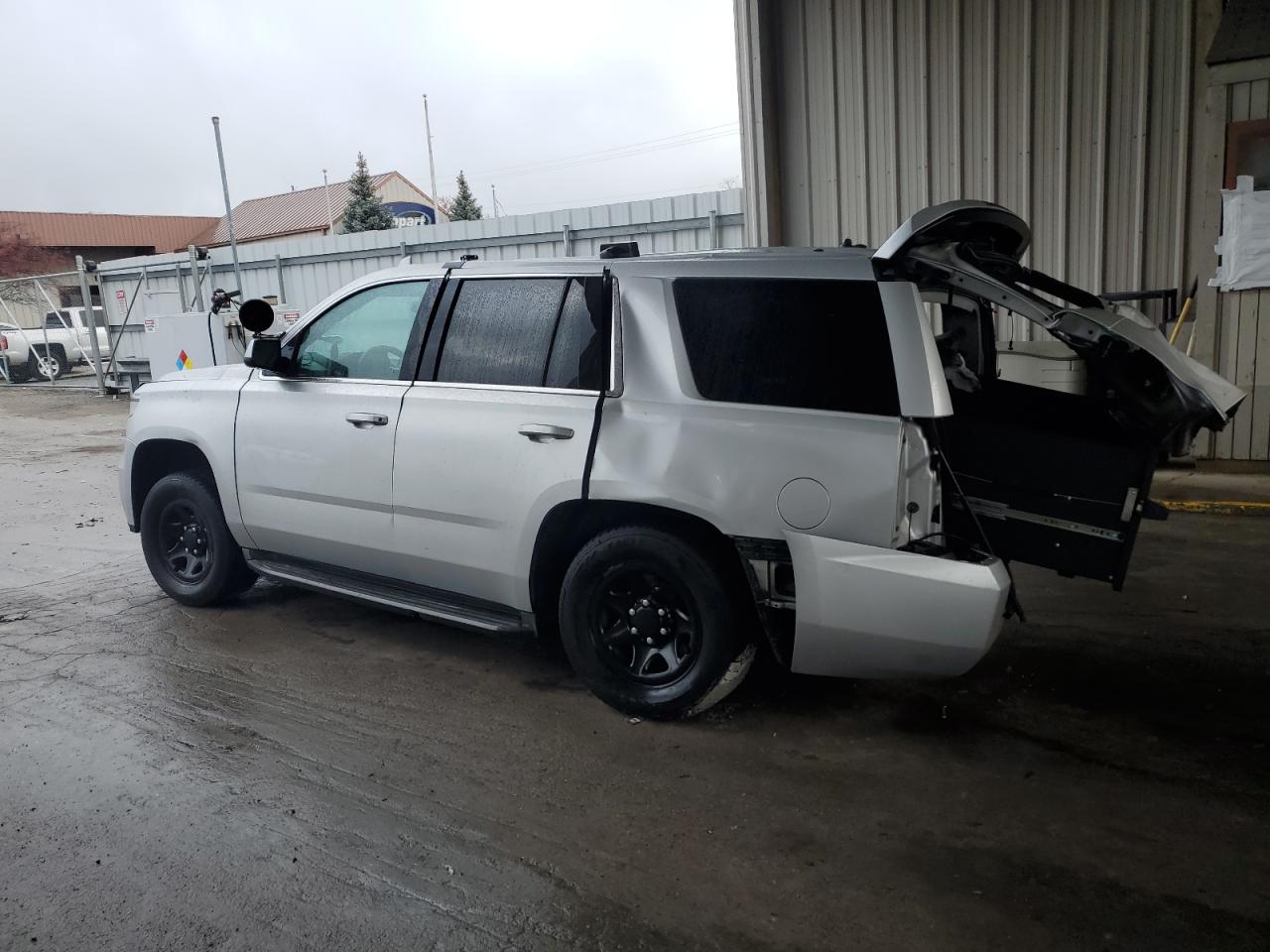 2015 Chevrolet Tahoe - Image 2