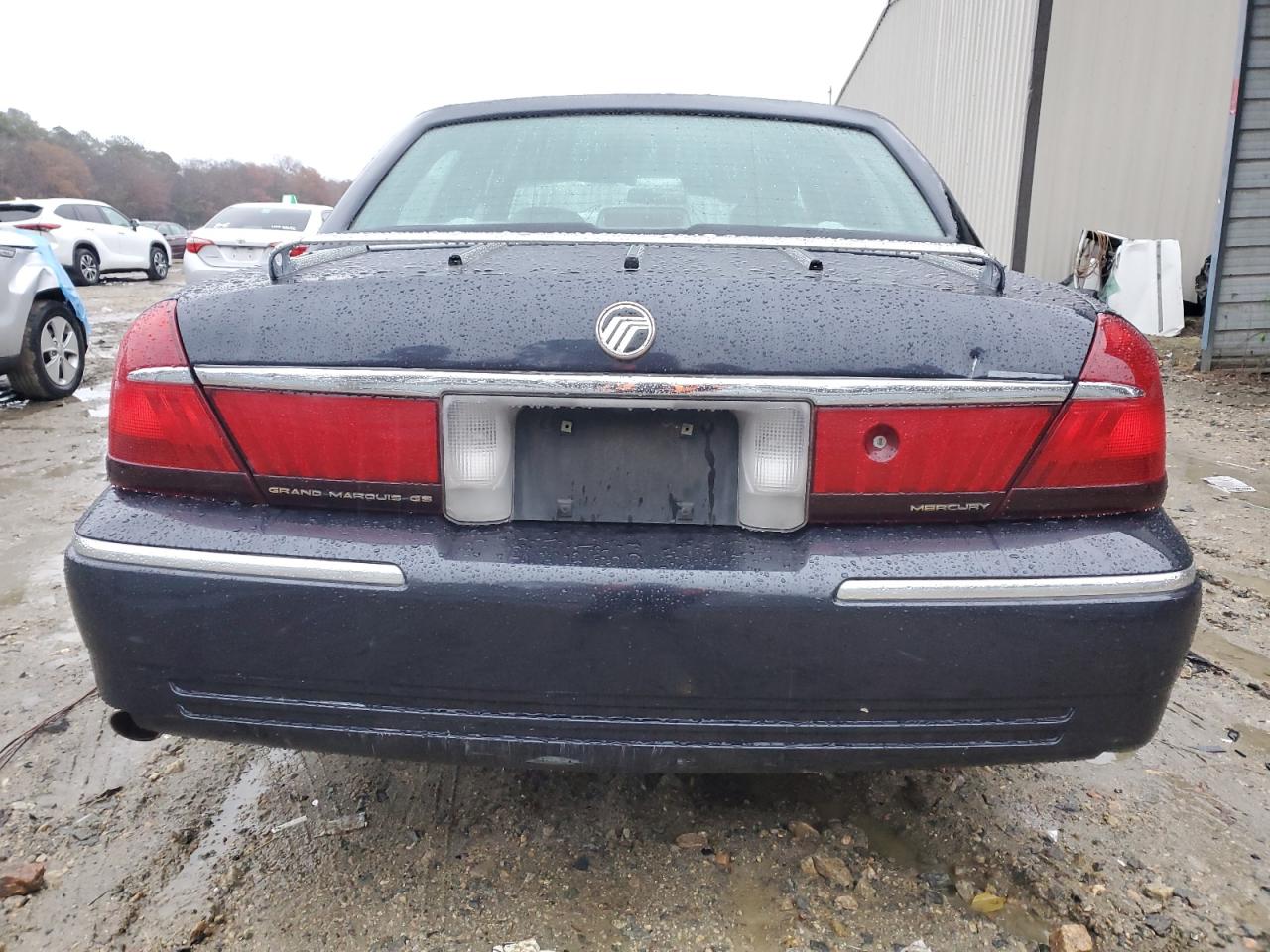 2000 Mercury Grand Marquis Gs VIN: 2MEFM74W2YX662258 Lot: 81586254