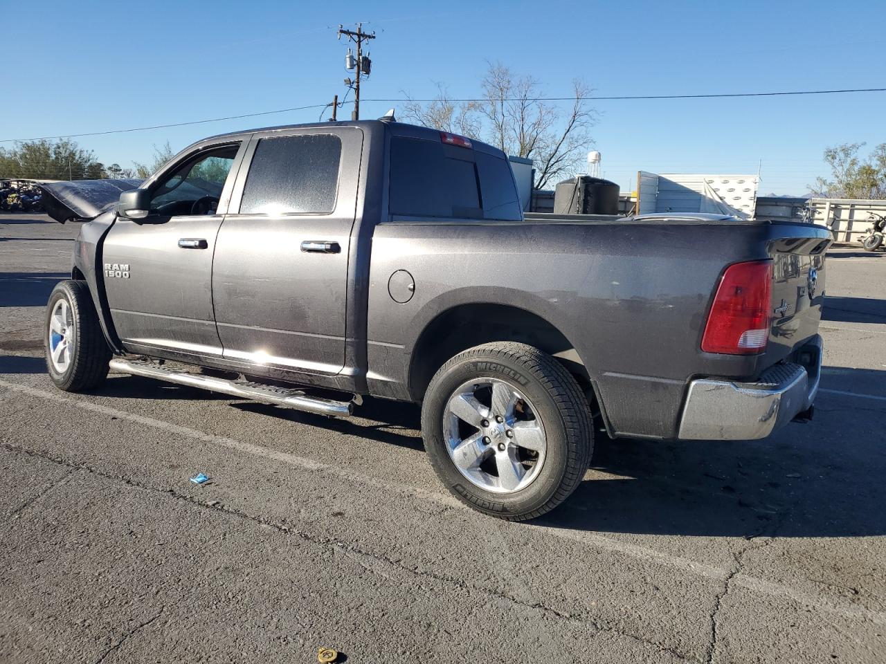 2016 RAM 1500 - Image 2