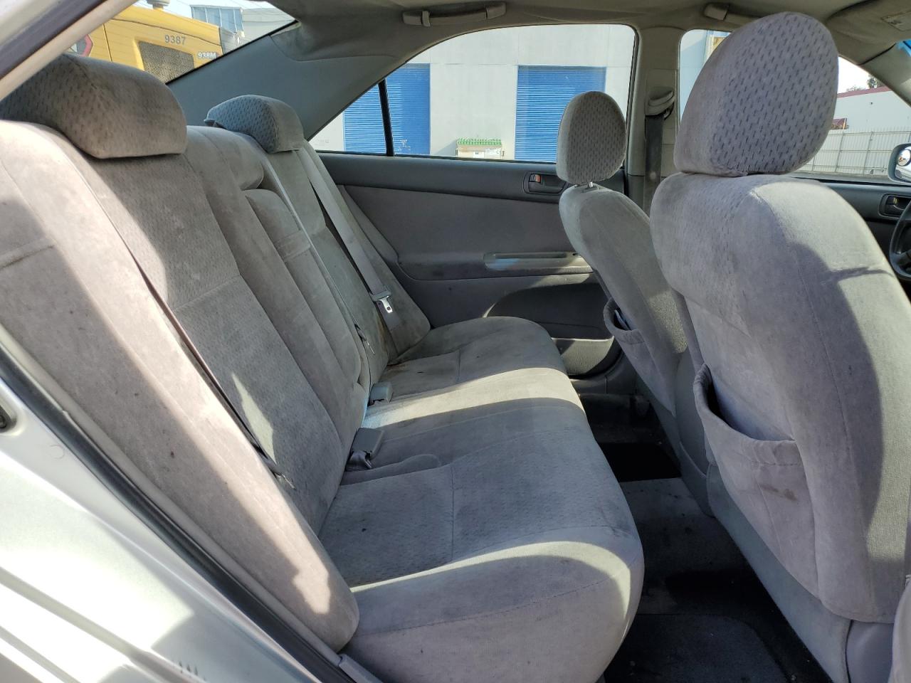 2004 Toyota Camry - Image 10