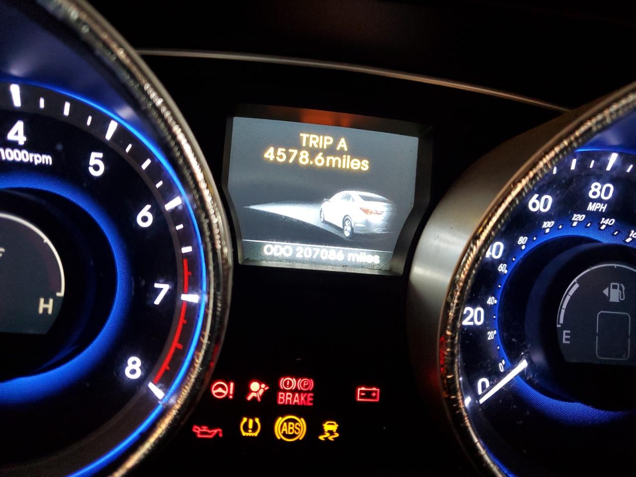 2014 Hyundai Sonata - Image 9