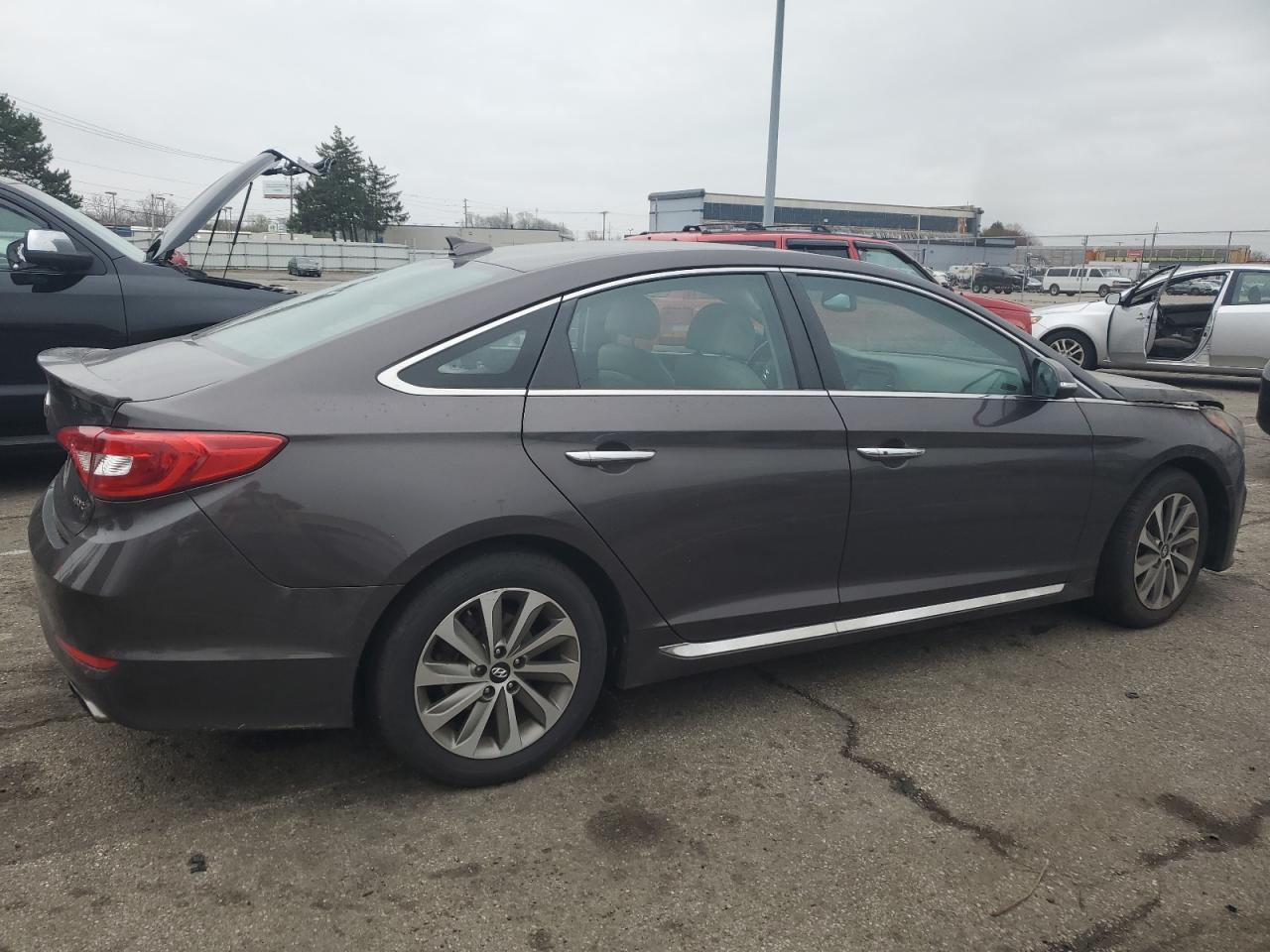 VIN 5NPE34AF7FH047156 2015 HYUNDAI SONATA no.3