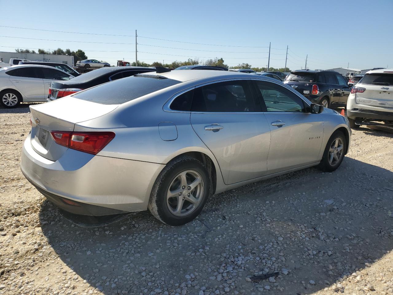 2017 Chevrolet Malibu - Image 3