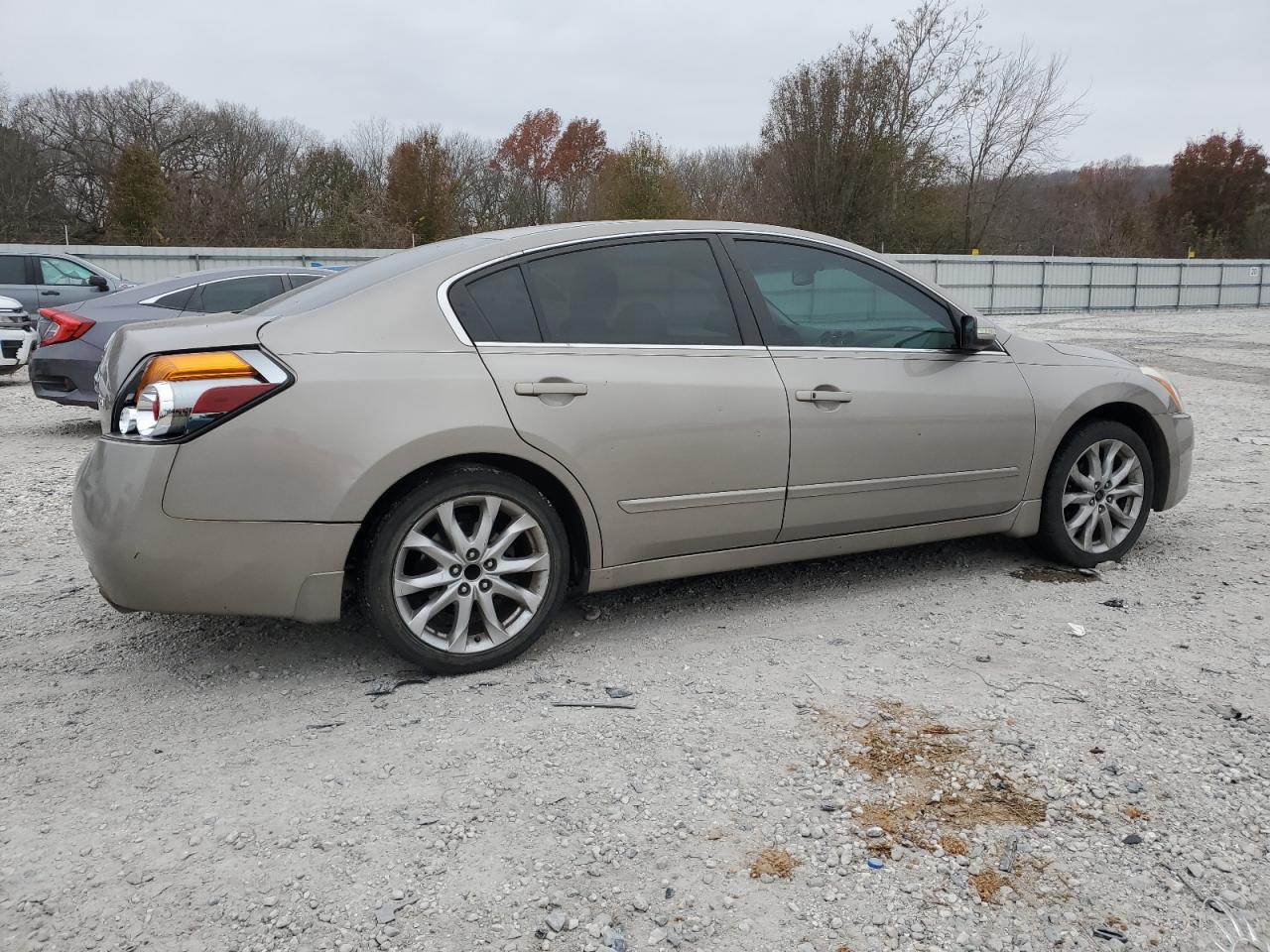 2012 Nissan Altima - Image 3