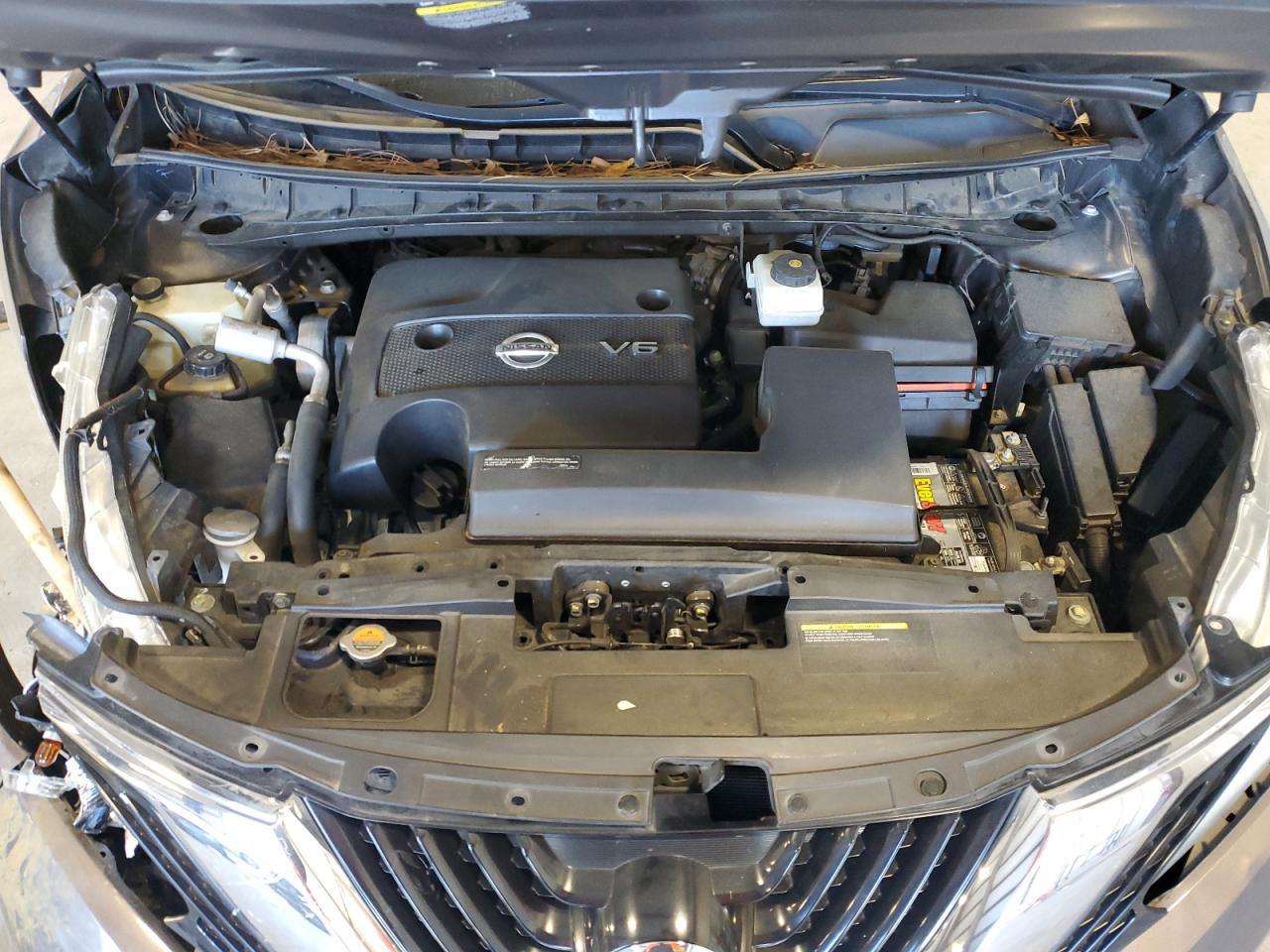2015 Nissan Murano - Image 13