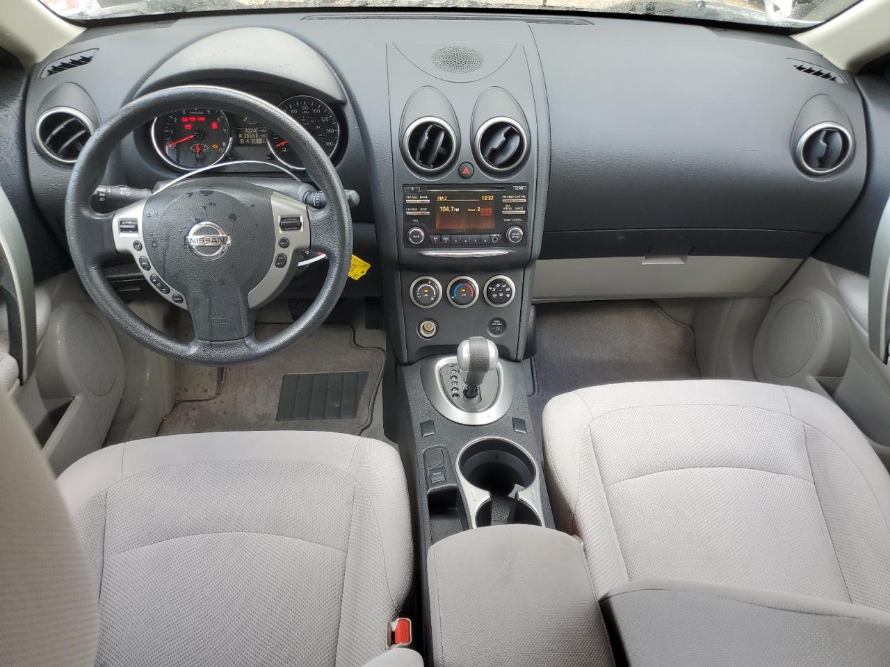 2015 Nissan Rogue - Image 8