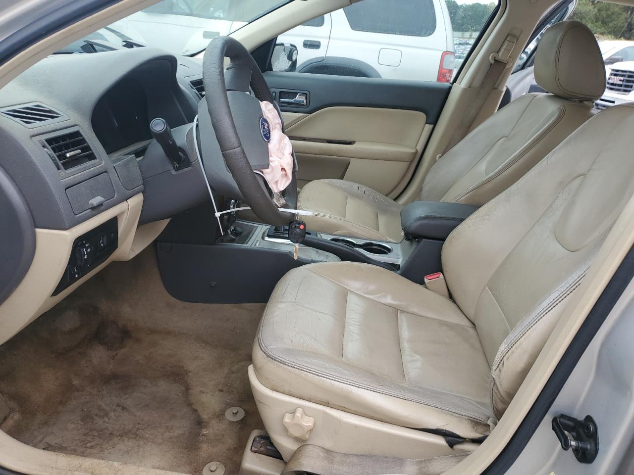 2010 Ford Fusion - Image 7