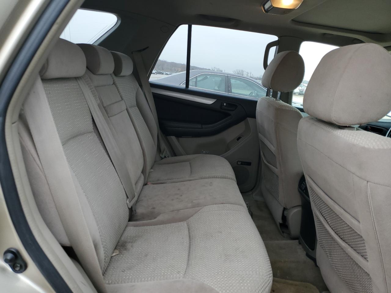 2005 Toyota 4Runner - Image 11