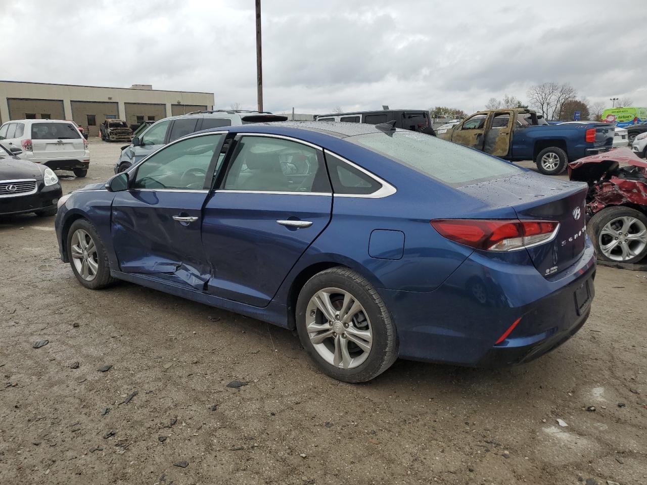 2019 Hyundai Sonata - Image 2