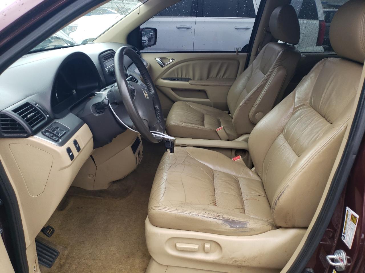 2010 Honda Odyssey - Image 7
