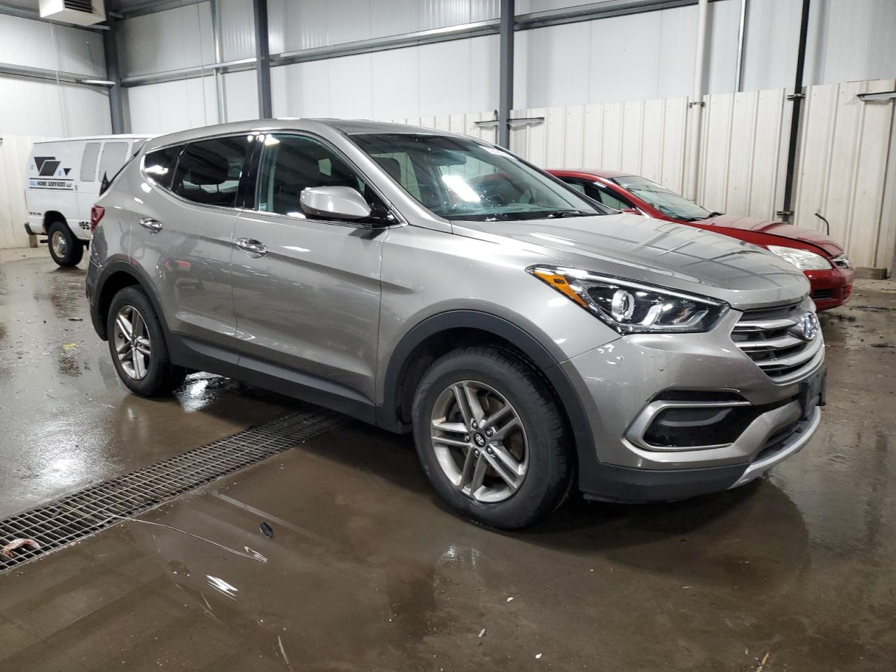2017 Hyundai Santa Fe - Image 4