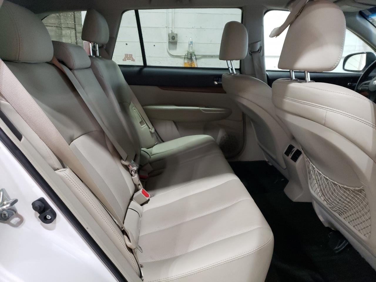 2014 Subaru Outback - Image 11