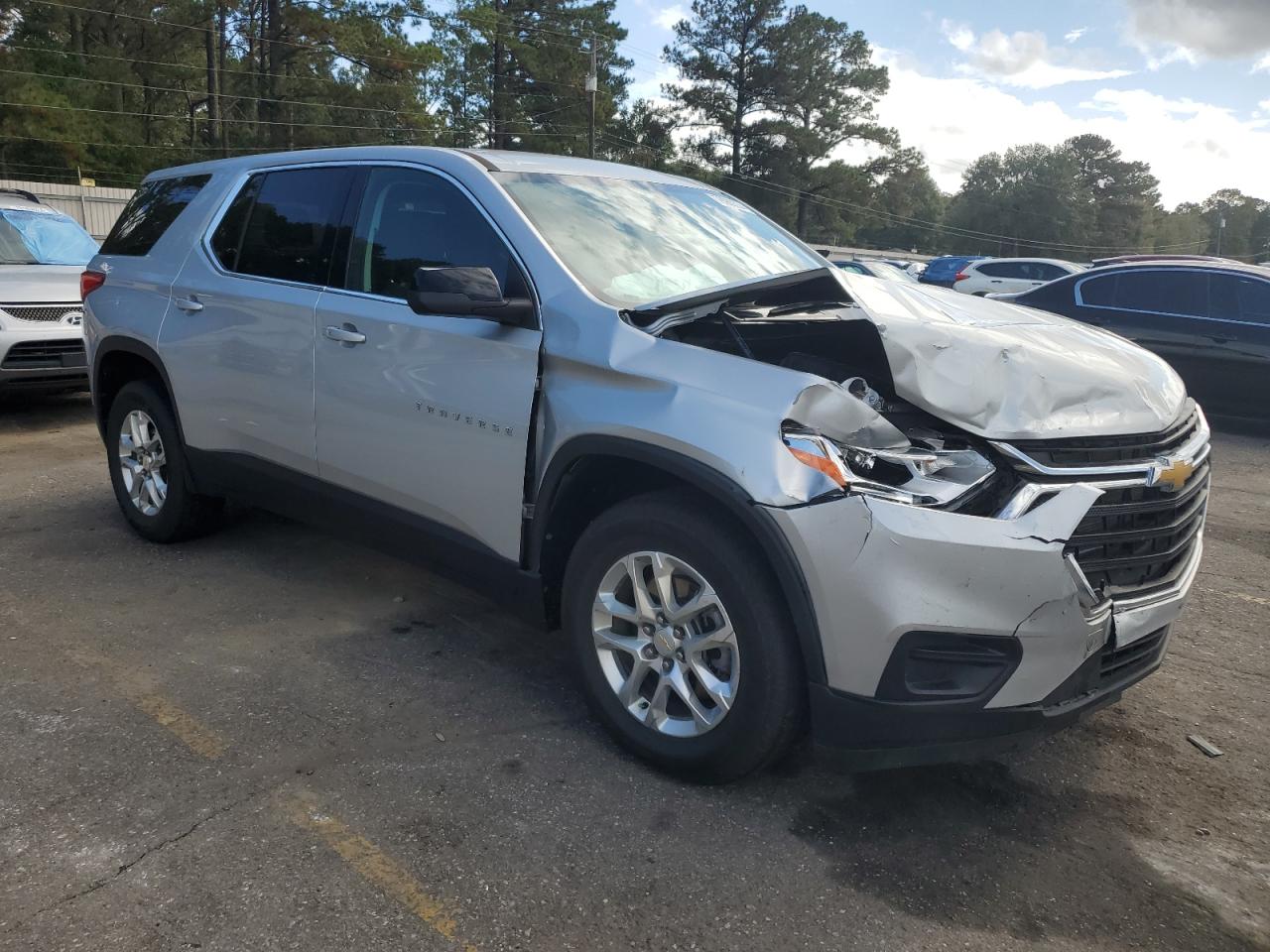 2021 Chevrolet Traverse - Image 4