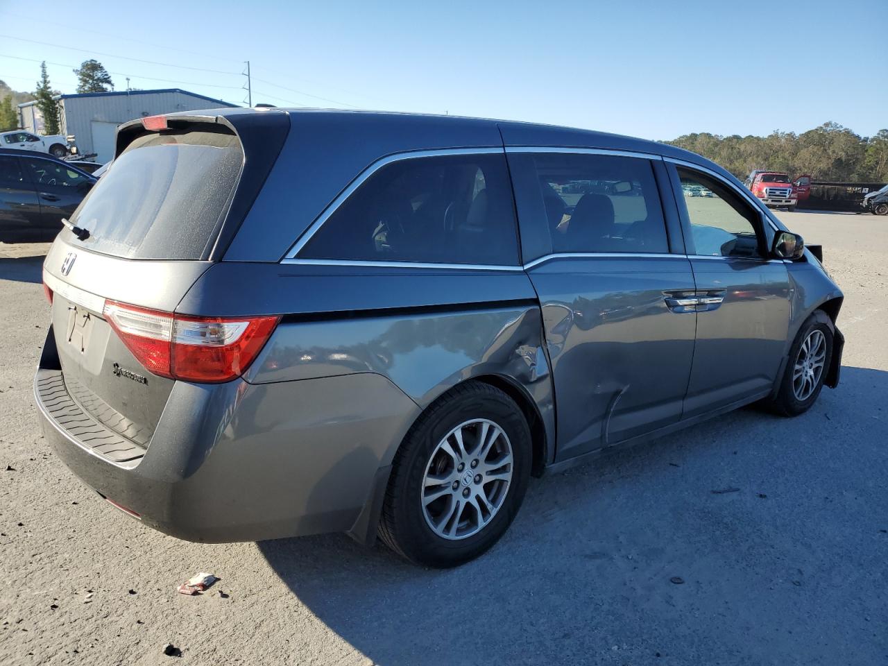 2012 Honda Odyssey - Image 3