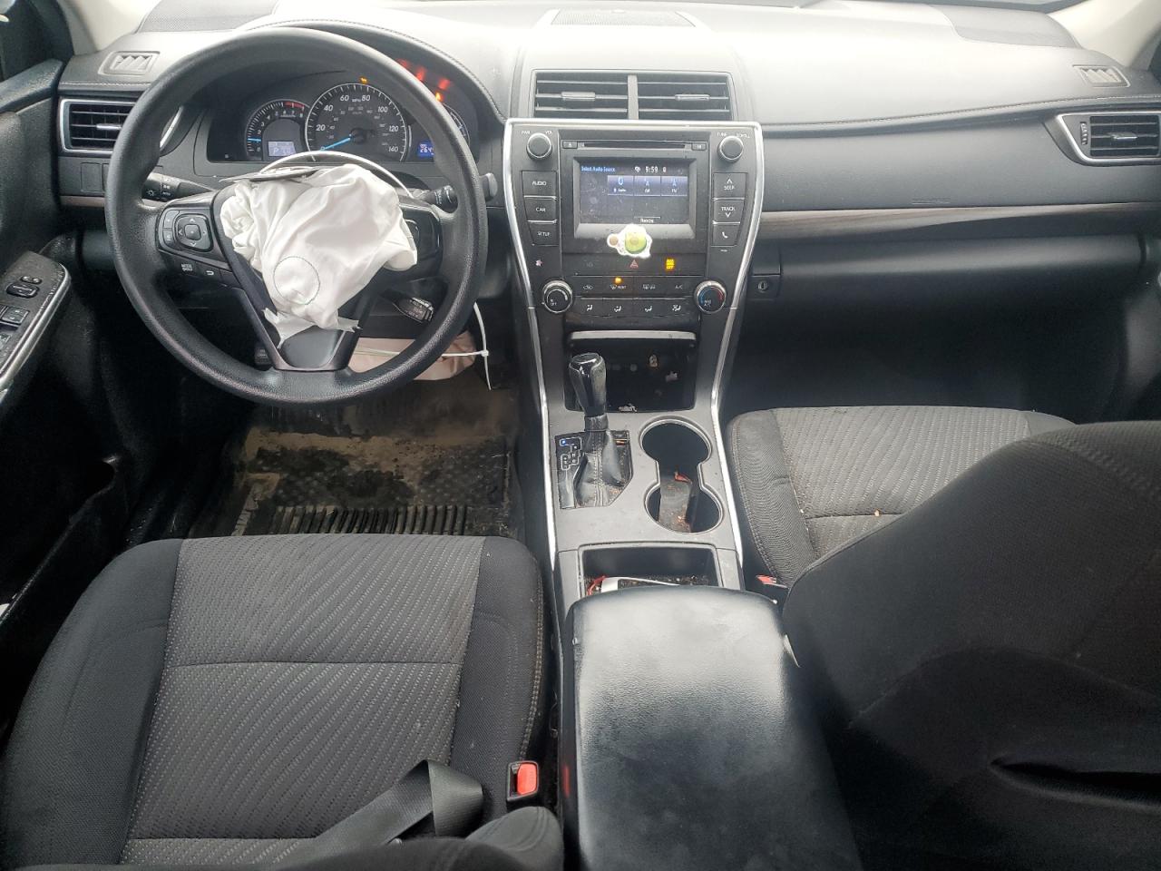 2015 Toyota Camry - Image 8