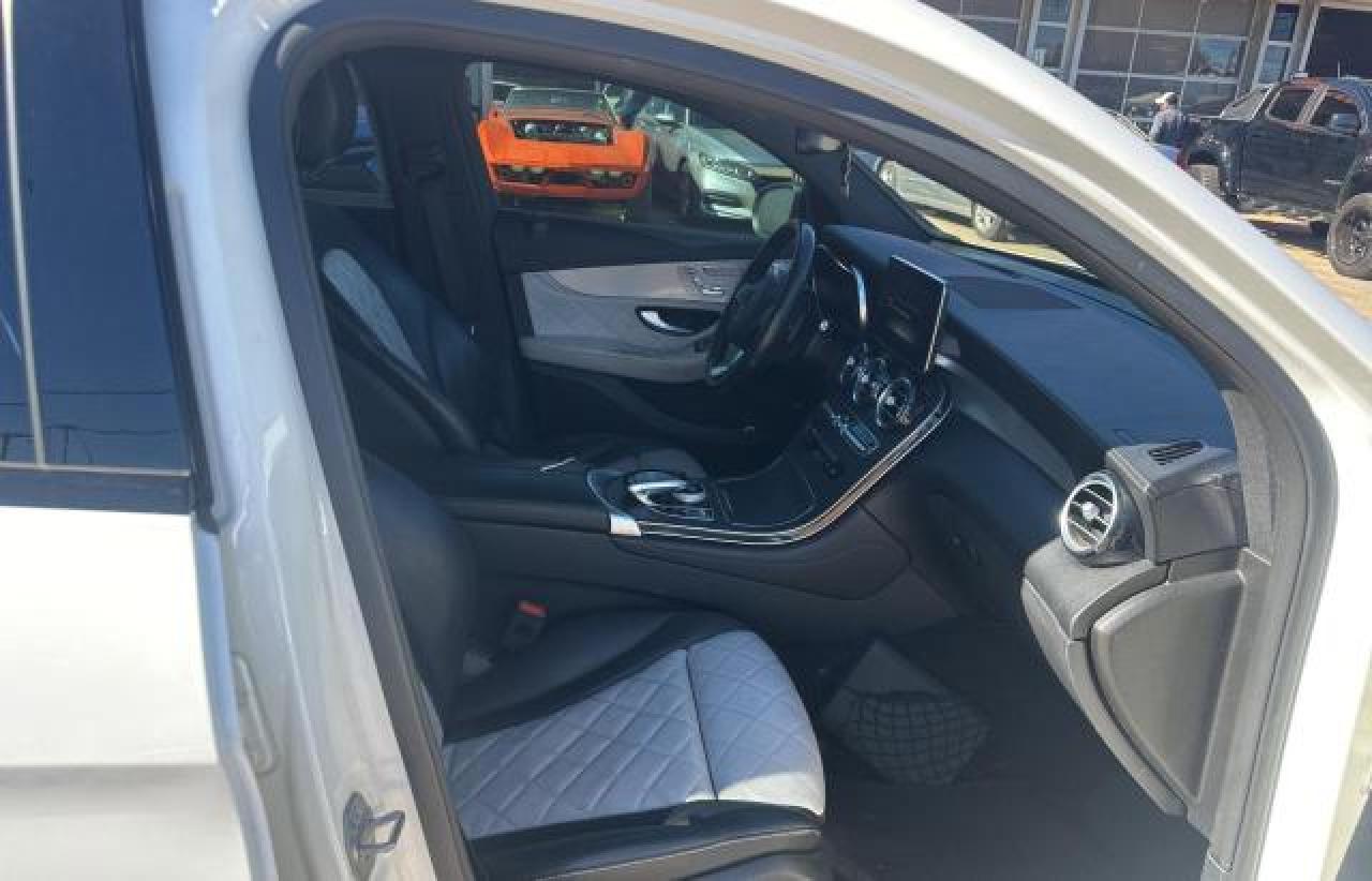 2019 Mercedes-Benz GLC - Image 5