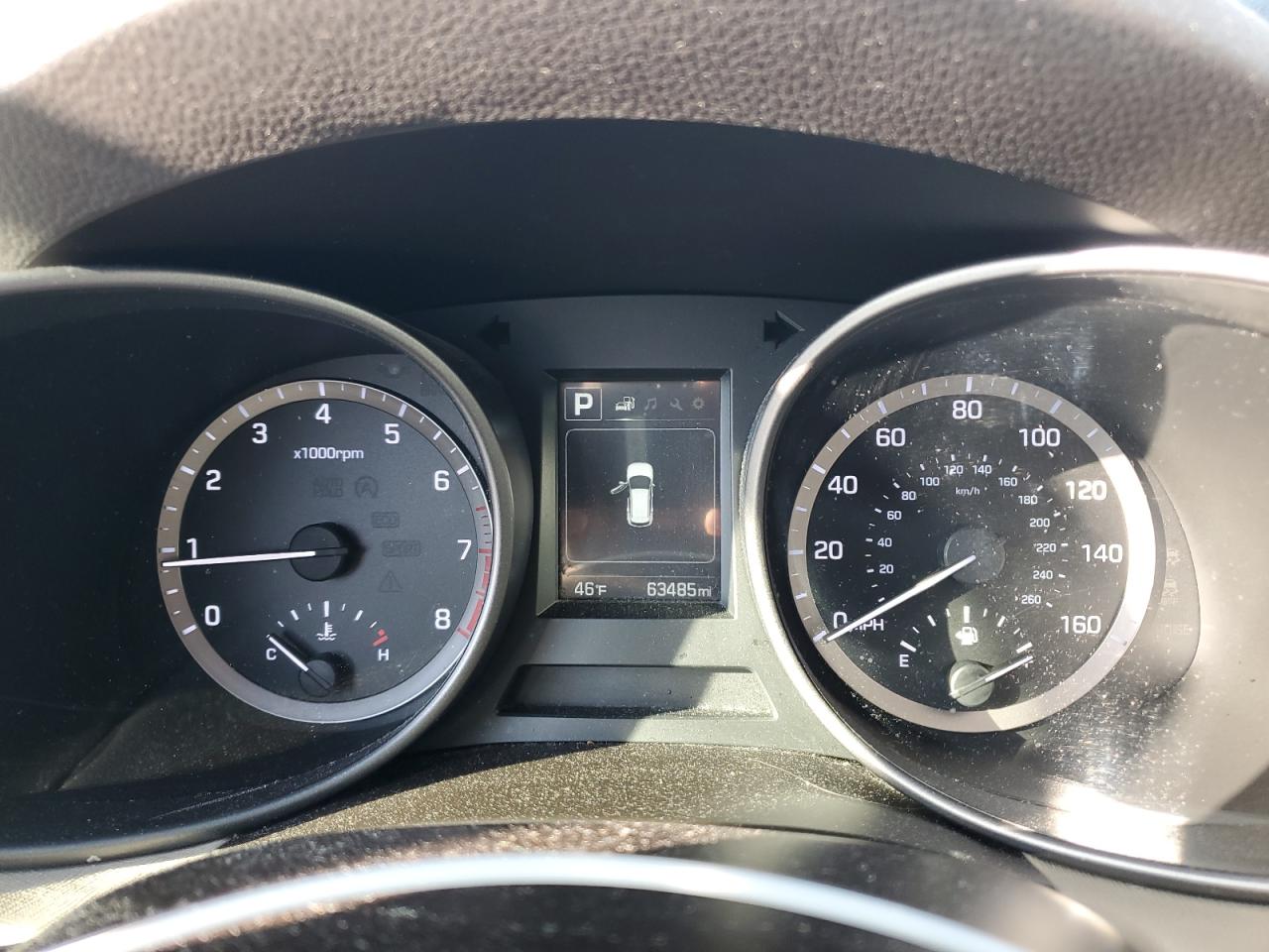 2018 Hyundai Santa Fe - Image 9