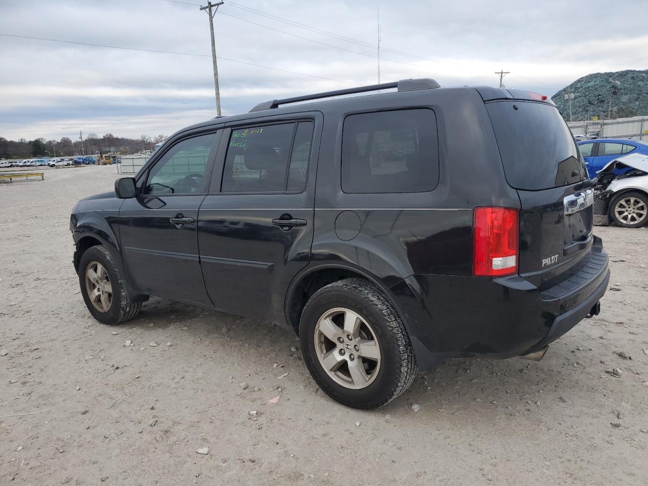2011 Honda Pilot - Image 2