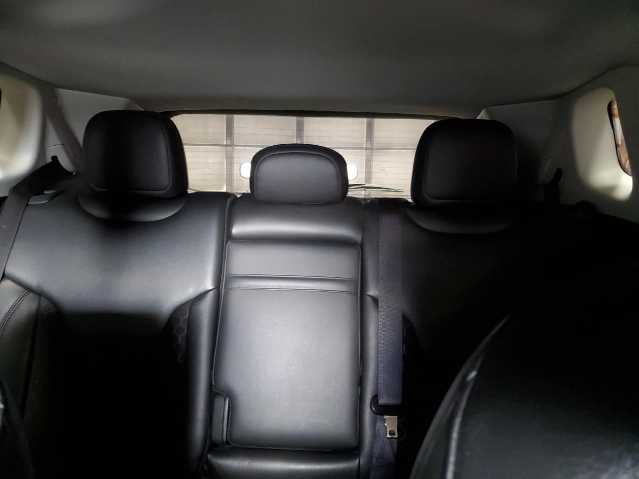 2018 Jeep Compass - Image 10