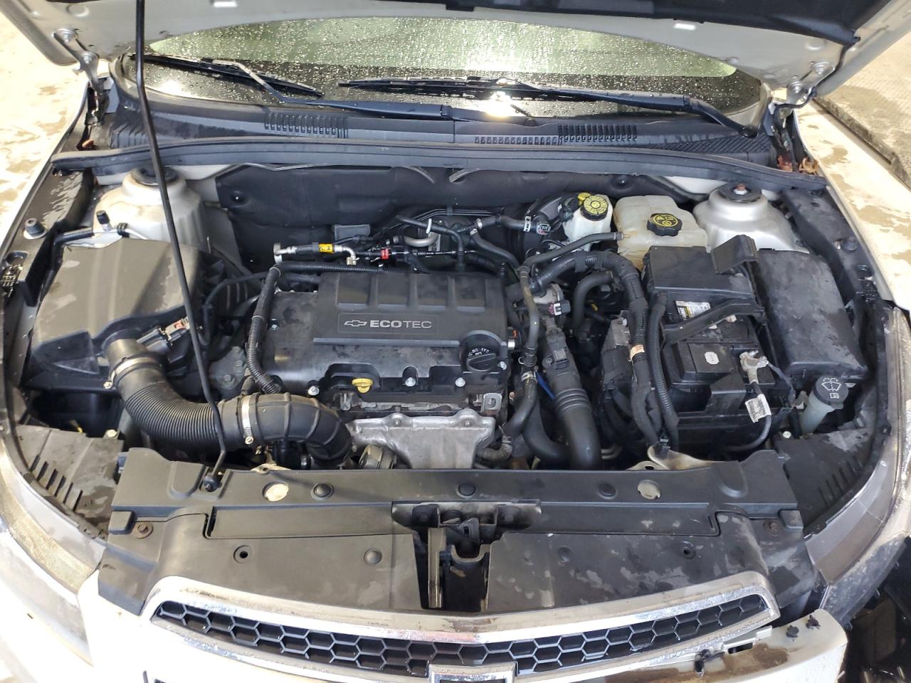 2013 Chevrolet Cruze - Image 12
