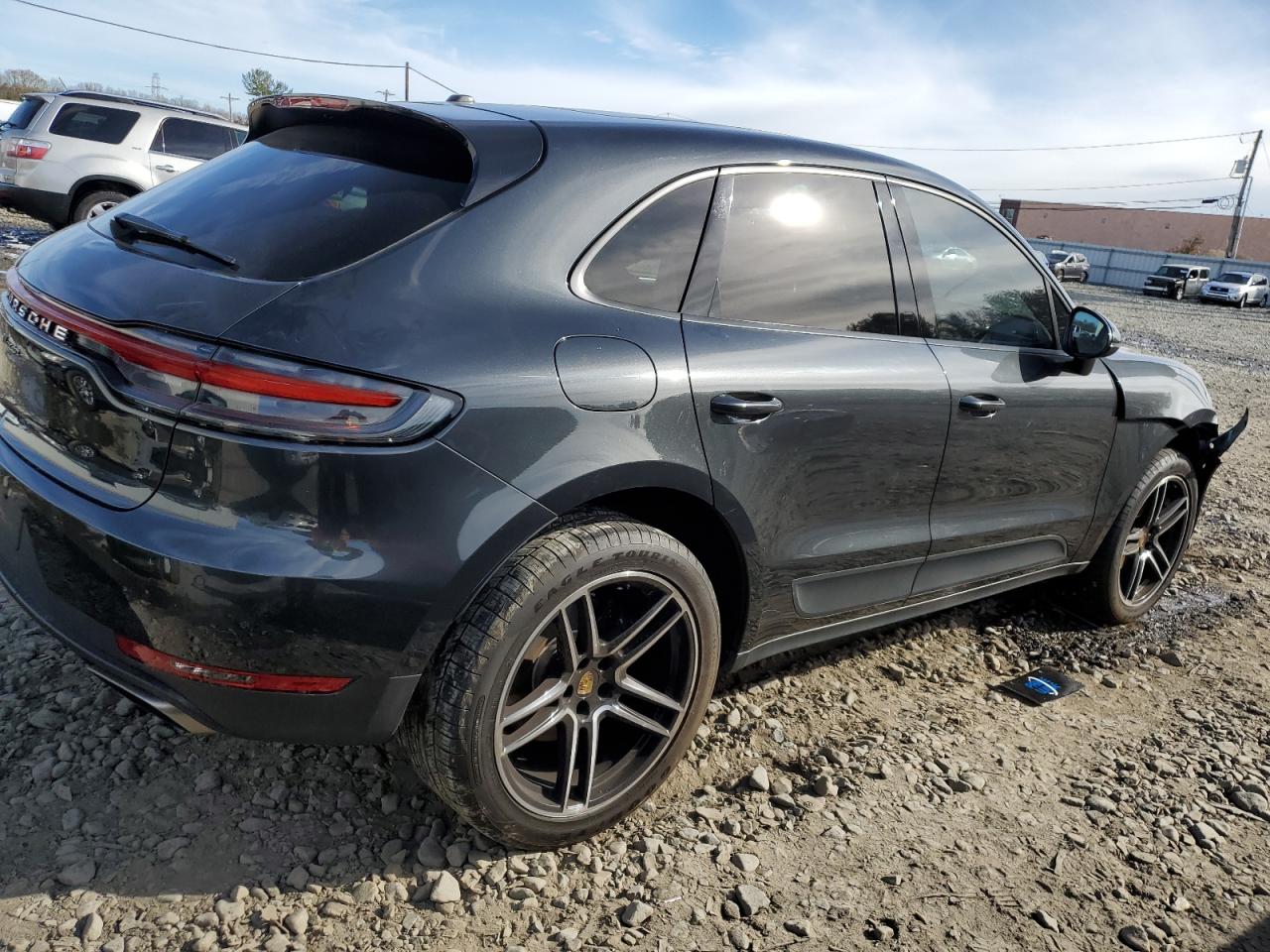 2019 Porsche Macan - Image 3