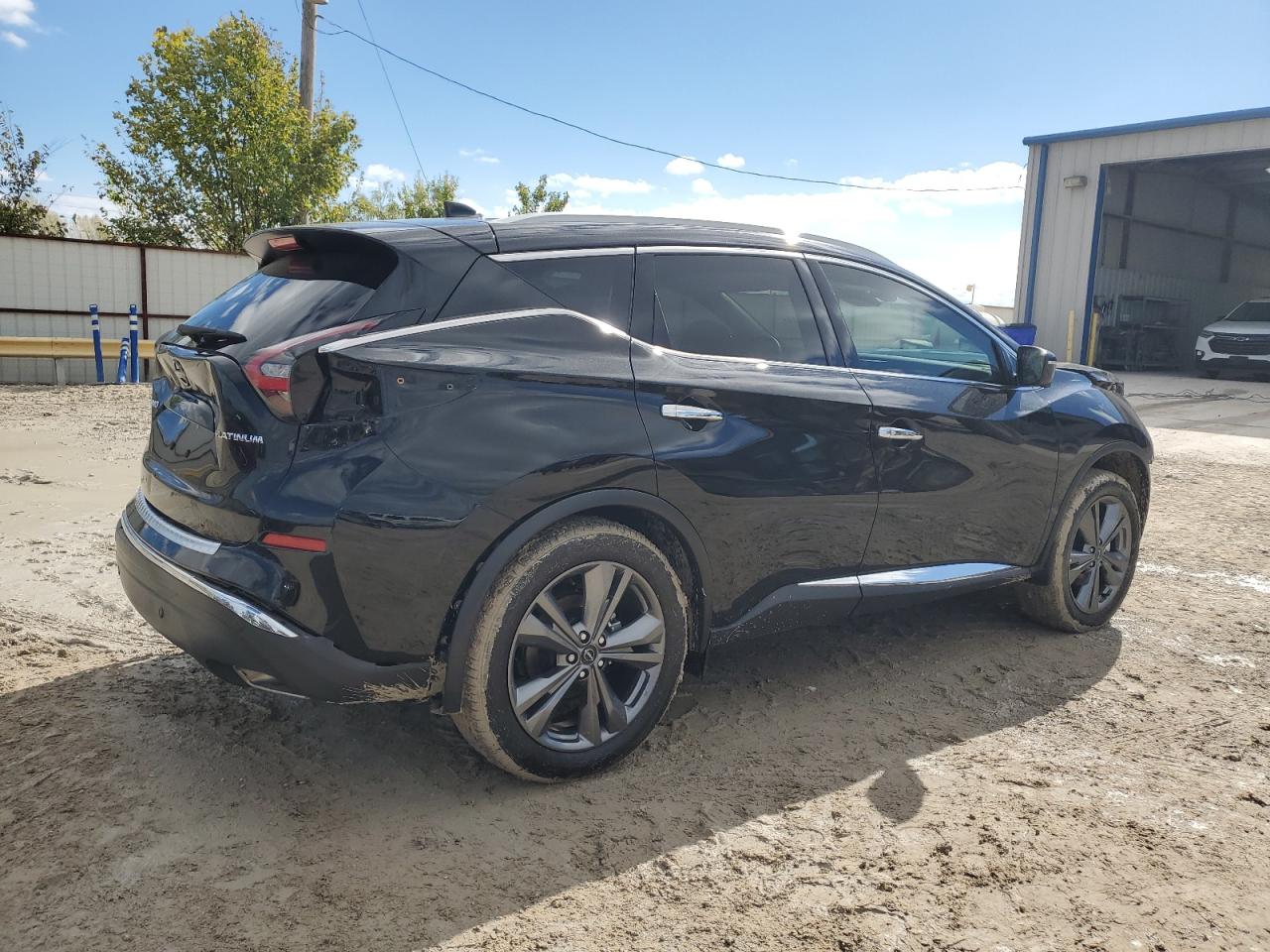2024 Nissan Murano - Image 3