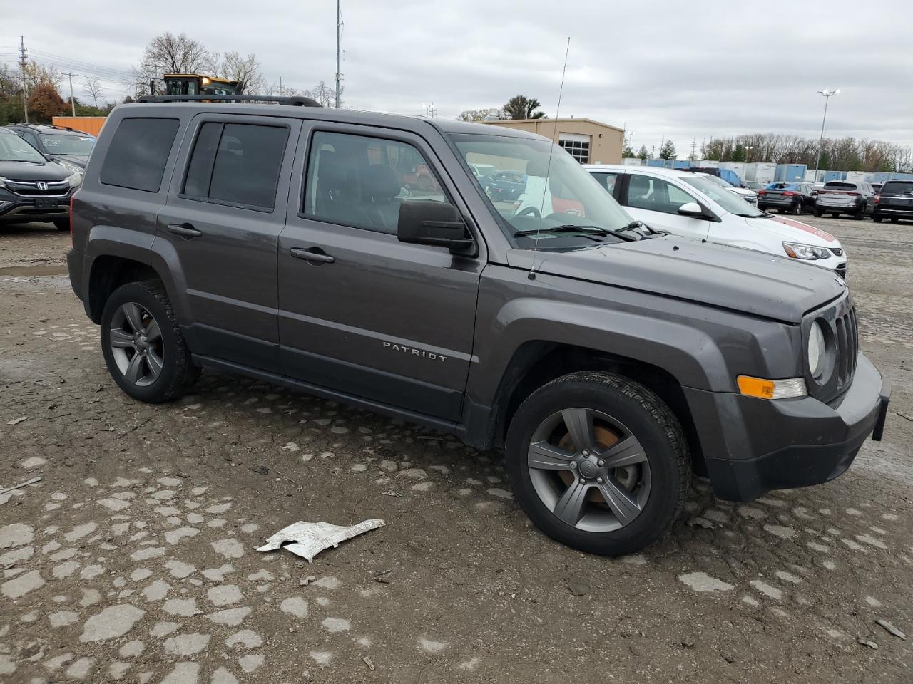 2015 Jeep Liberty (Patriot) - Image 4