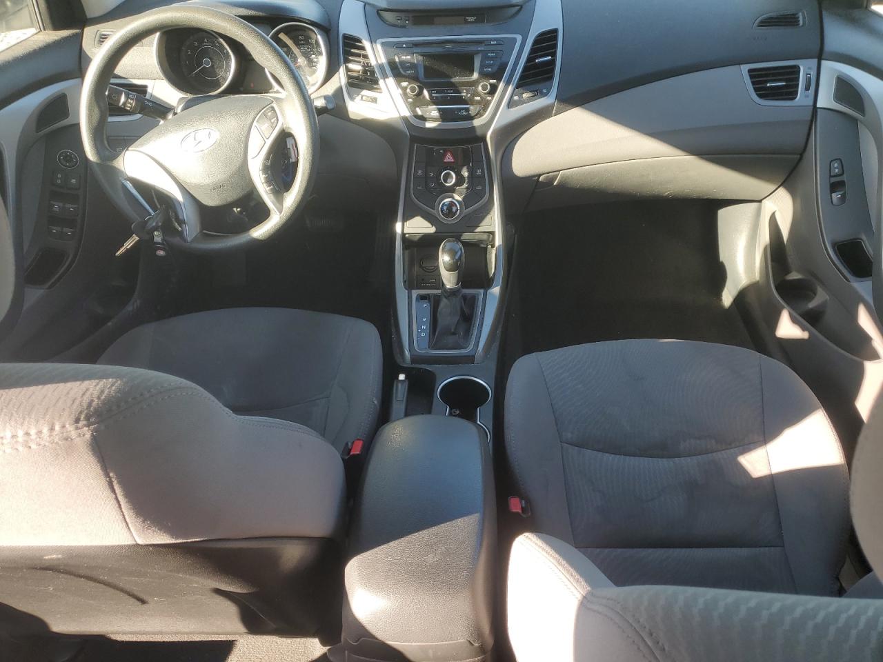 2015 Hyundai Elantra - Image 8
