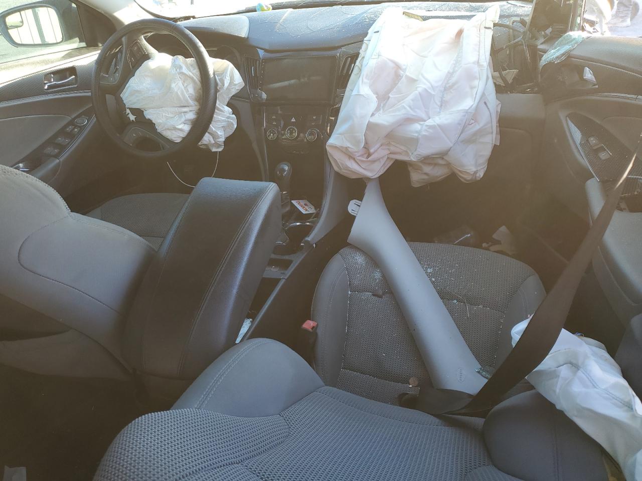 2014 Hyundai Sonata - Image 8