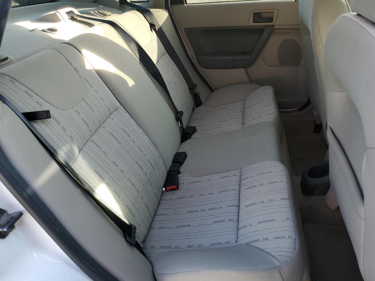 2008 Ford Focus - Image 10