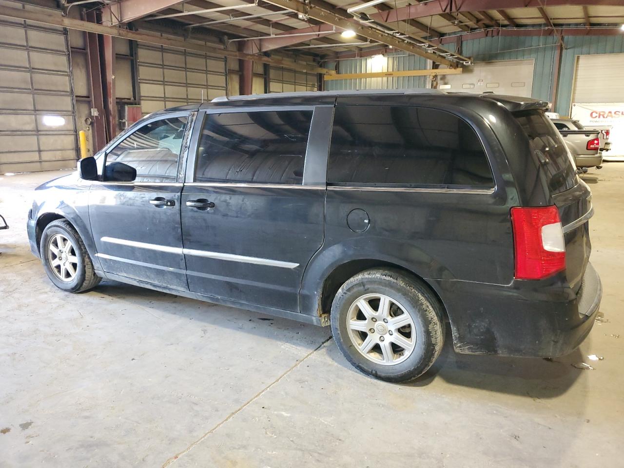 2012 Chrysler Town & Country - Image 2