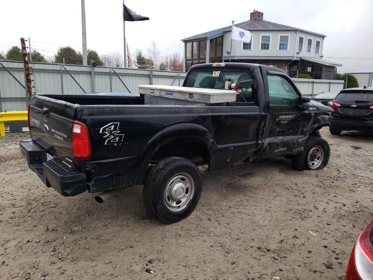 2016 Ford F350 - Image 3
