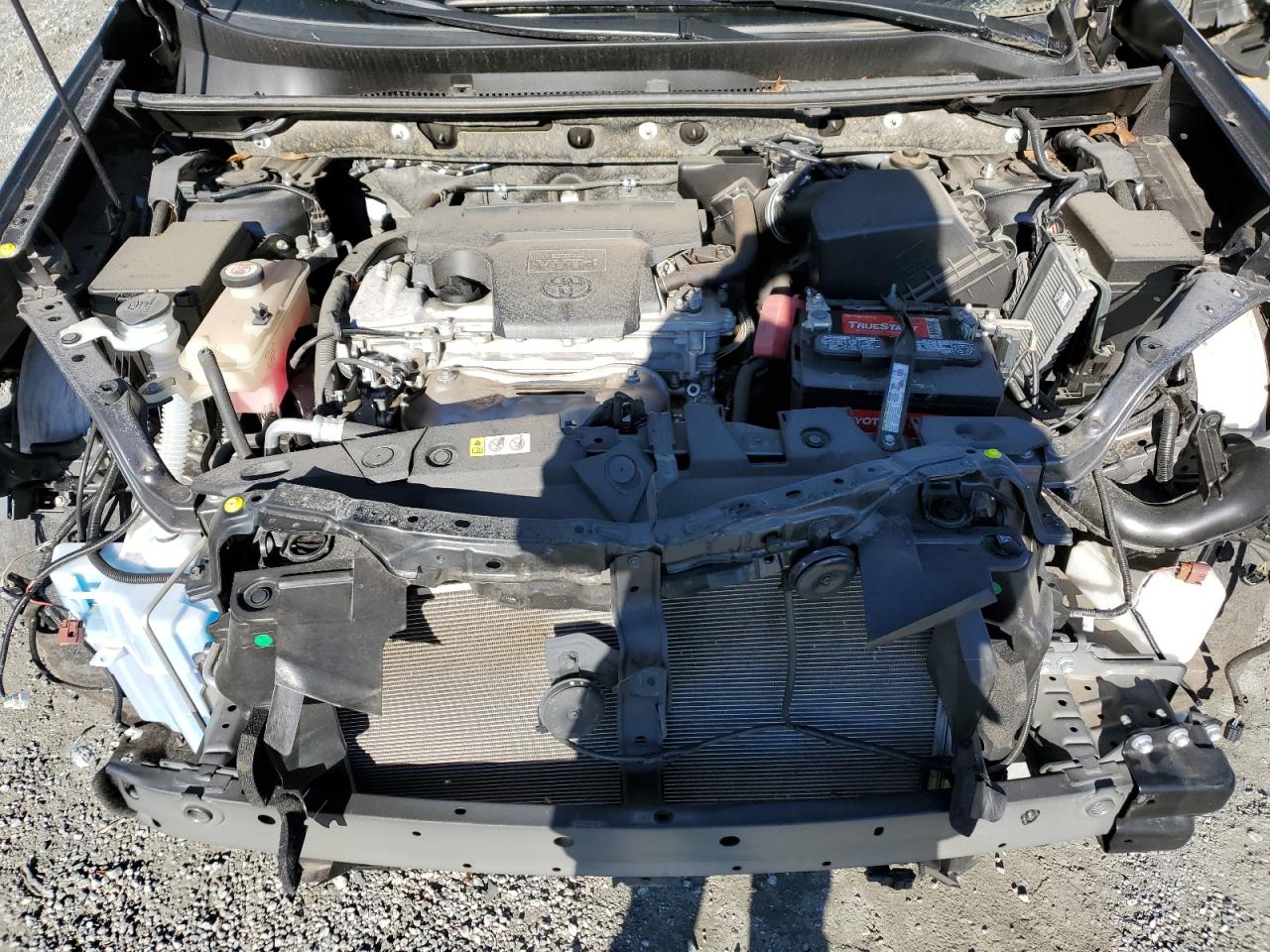 2018 Toyota RAV 4 - Image 13