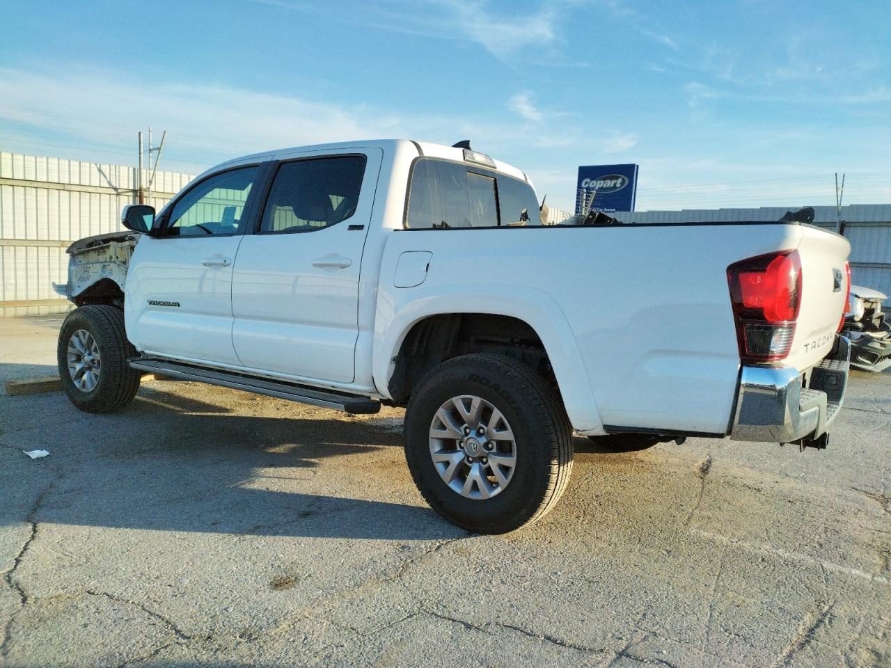 2019 Toyota Tacoma - Image 2