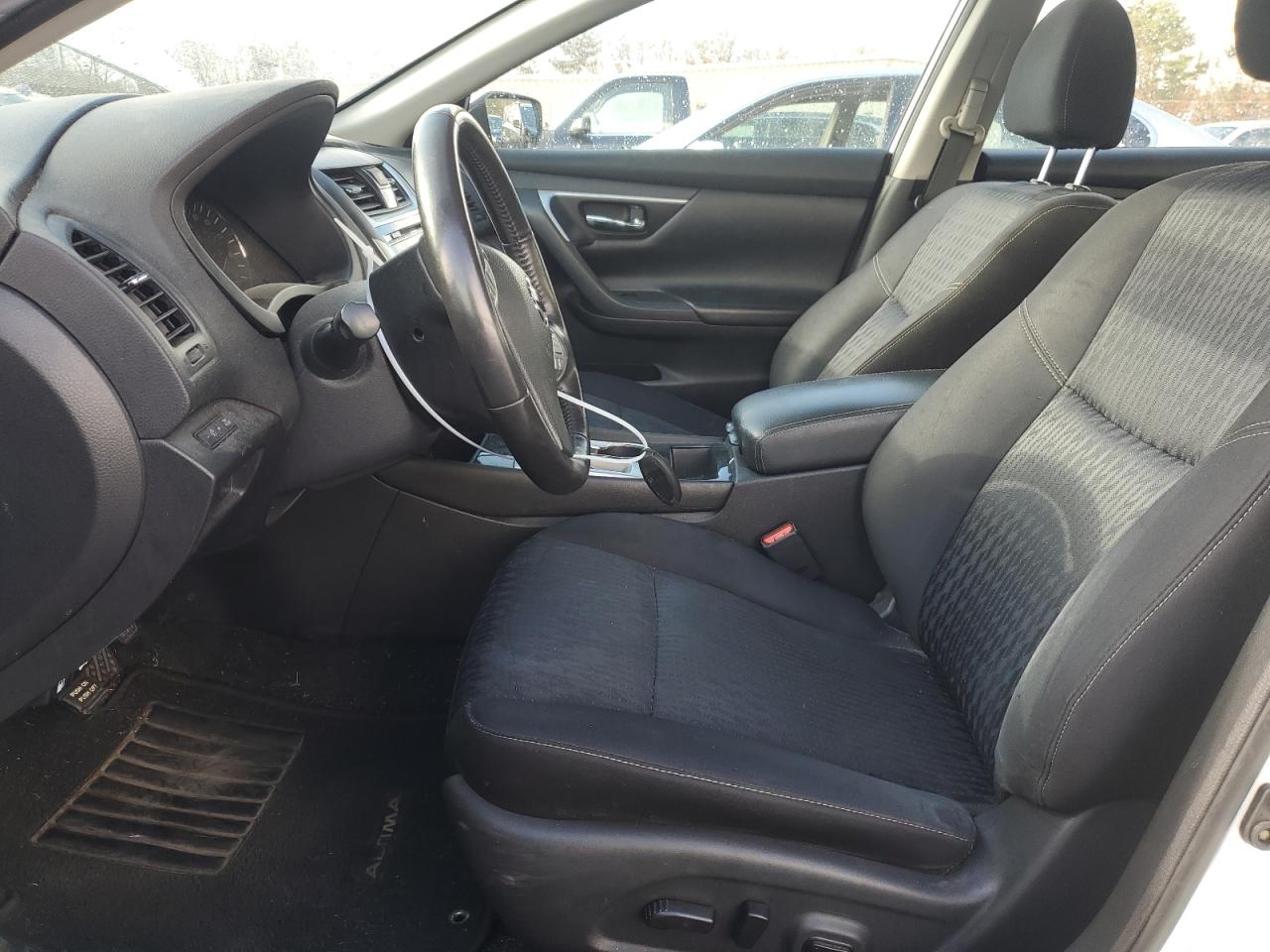 2018 Nissan Altima - Image 7