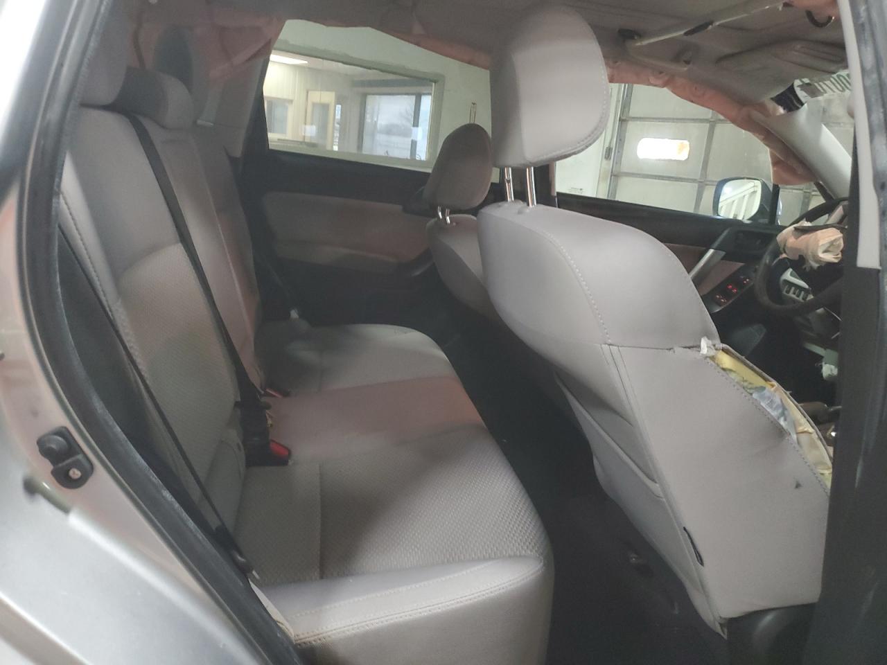 2018 Subaru Forester - Image 12