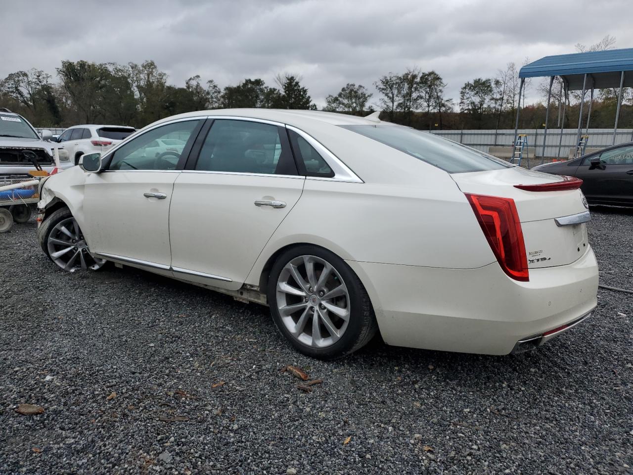 2013 Cadillac XTS - Image 2