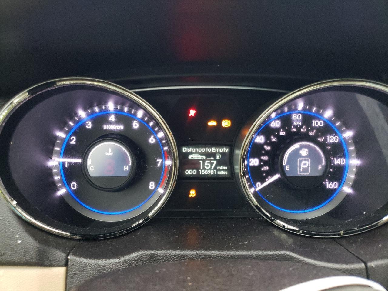 2013 Hyundai Sonata - Image 9