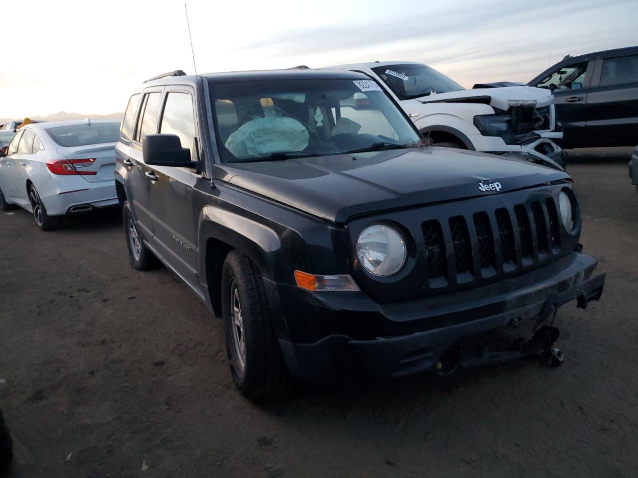 2014 Jeep Liberty (Patriot) - Image 4
