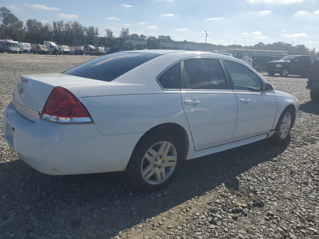 2010 Chevrolet Impala - Image 3