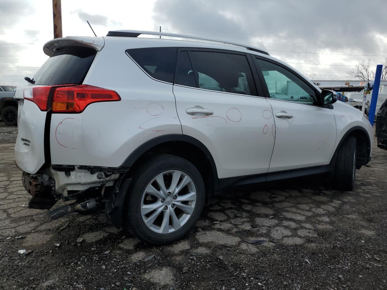 VIN 2T3DFREV6DW084657 2013 TOYOTA RAV4 no.3