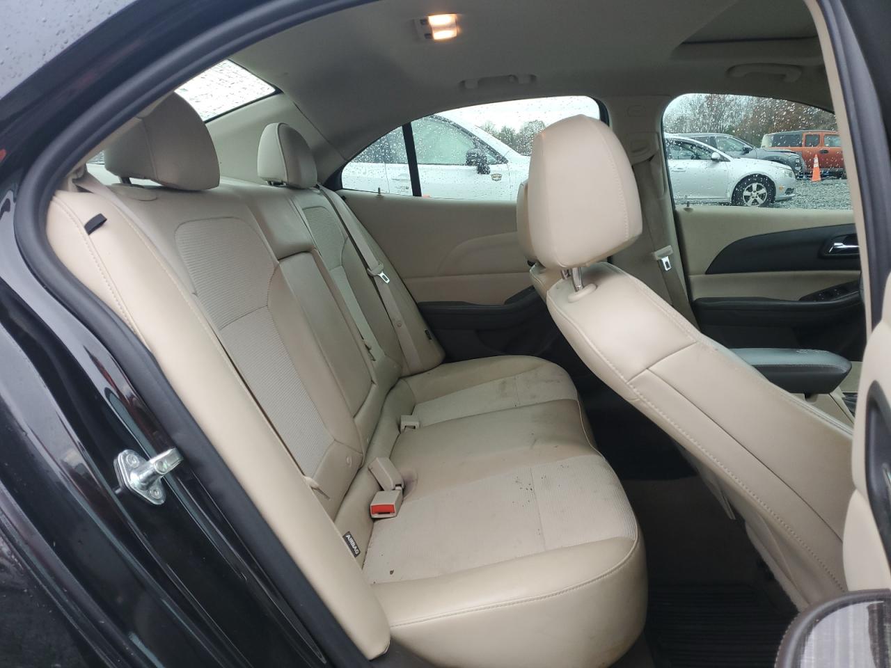 2015 Chevrolet Malibu - Image 10
