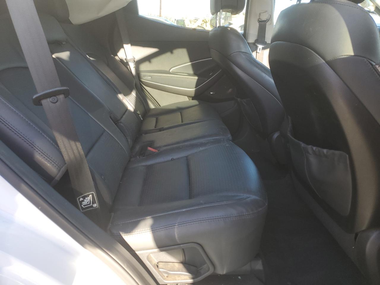 2014 Hyundai Santa Fe - Image 11