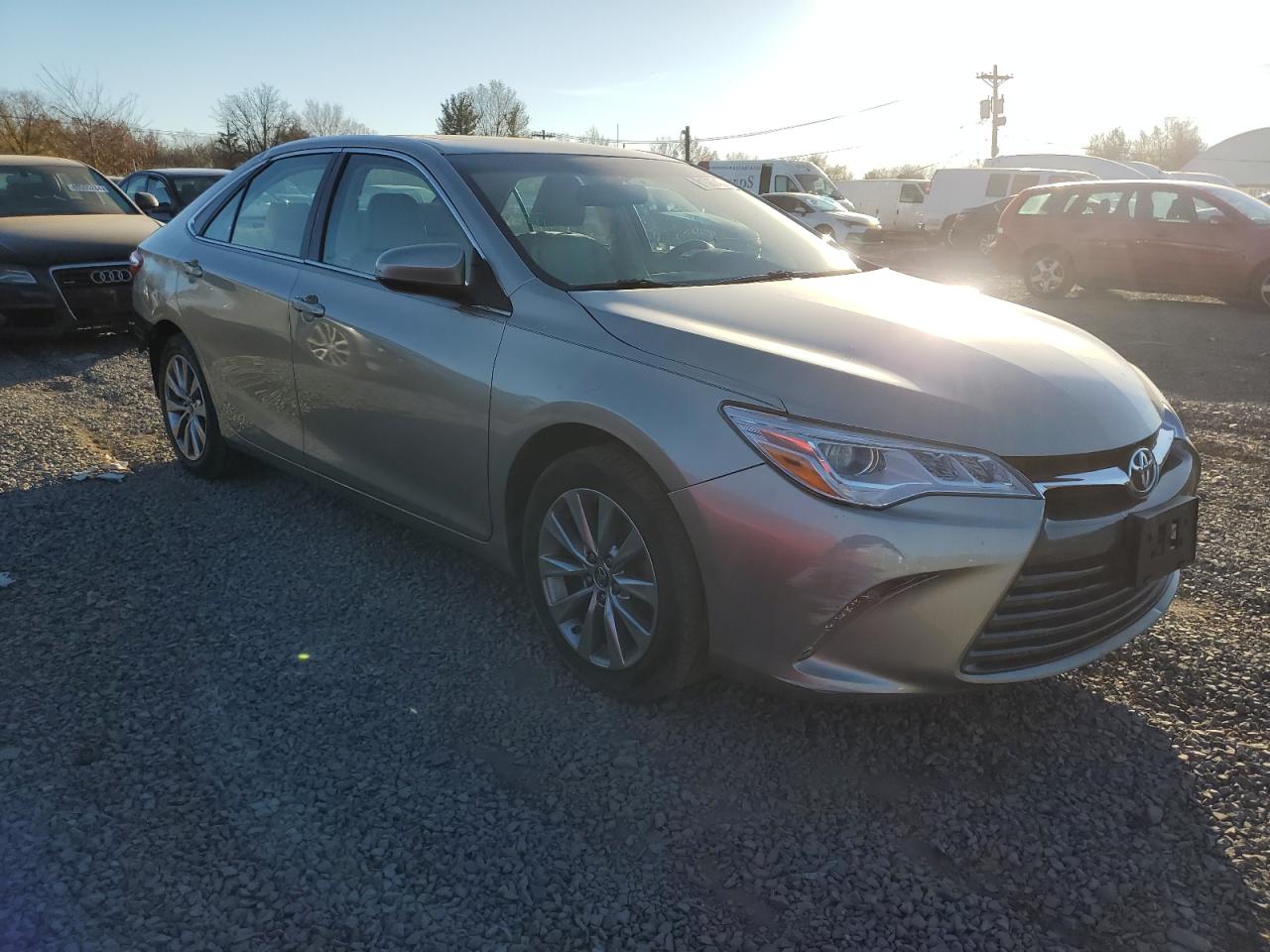 VIN 4T1BK1FK7GU569959 2016 TOYOTA CAMRY no.4