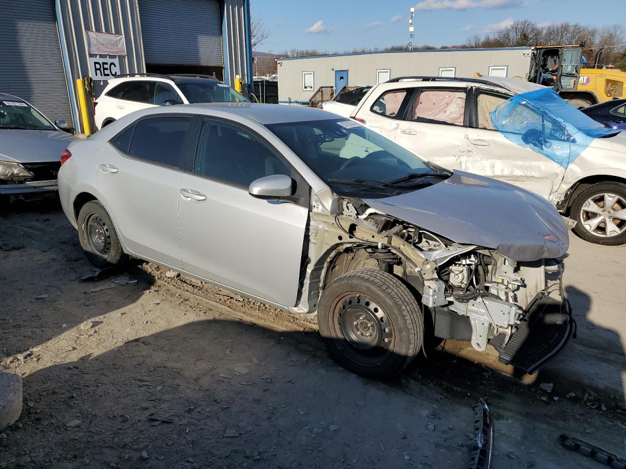 VIN 2T1BURHE3JC011308 2018 TOYOTA COROLLA no.4