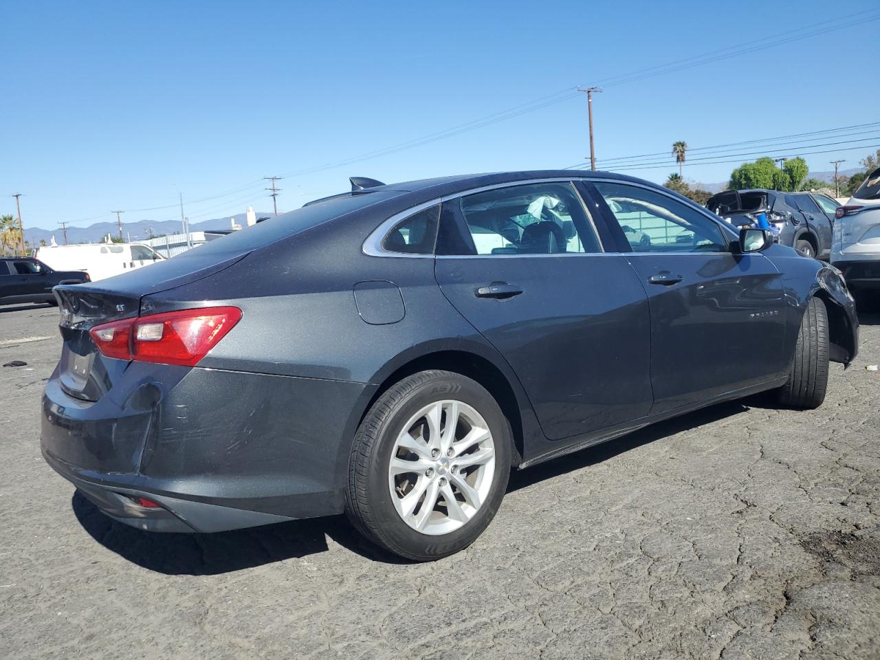 2016 Chevrolet Malibu - Image 3