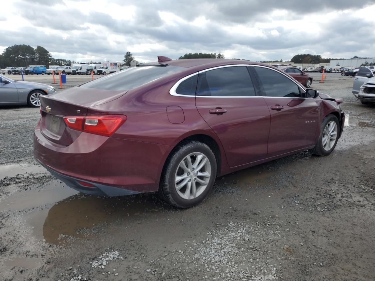 2016 Chevrolet Malibu - Image 3