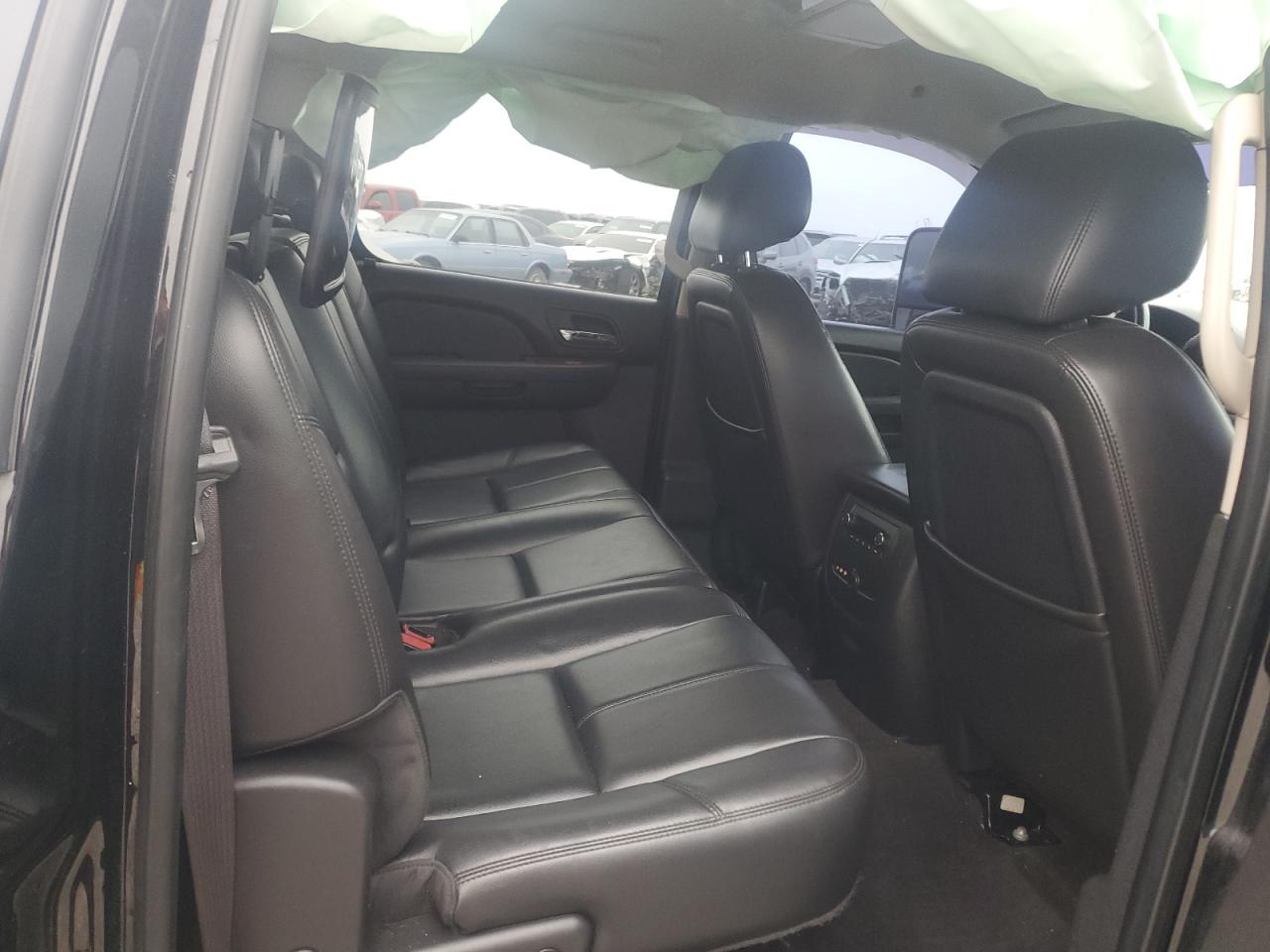 2010 GMC Sierra - Image 10