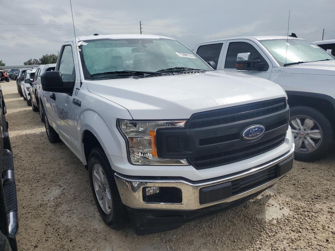 VIN 1FTMF1CB3KKC08013 2019 FORD All Models no.4